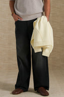 WASHED BLACKED WEEKEND BALLOON JEANS