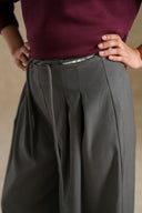 GREY WIDE VACATION PANTS