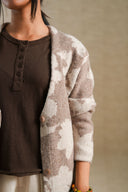BEIGE OFF WHITE ROADSIDE BLOOM CARDIGAN
