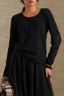 BLACK CROCHET KNIT TOP