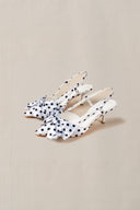 WHITE PEBBLE DOT HEELS