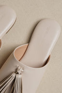OFF WHITE TROPIC TASSEL SLIDES